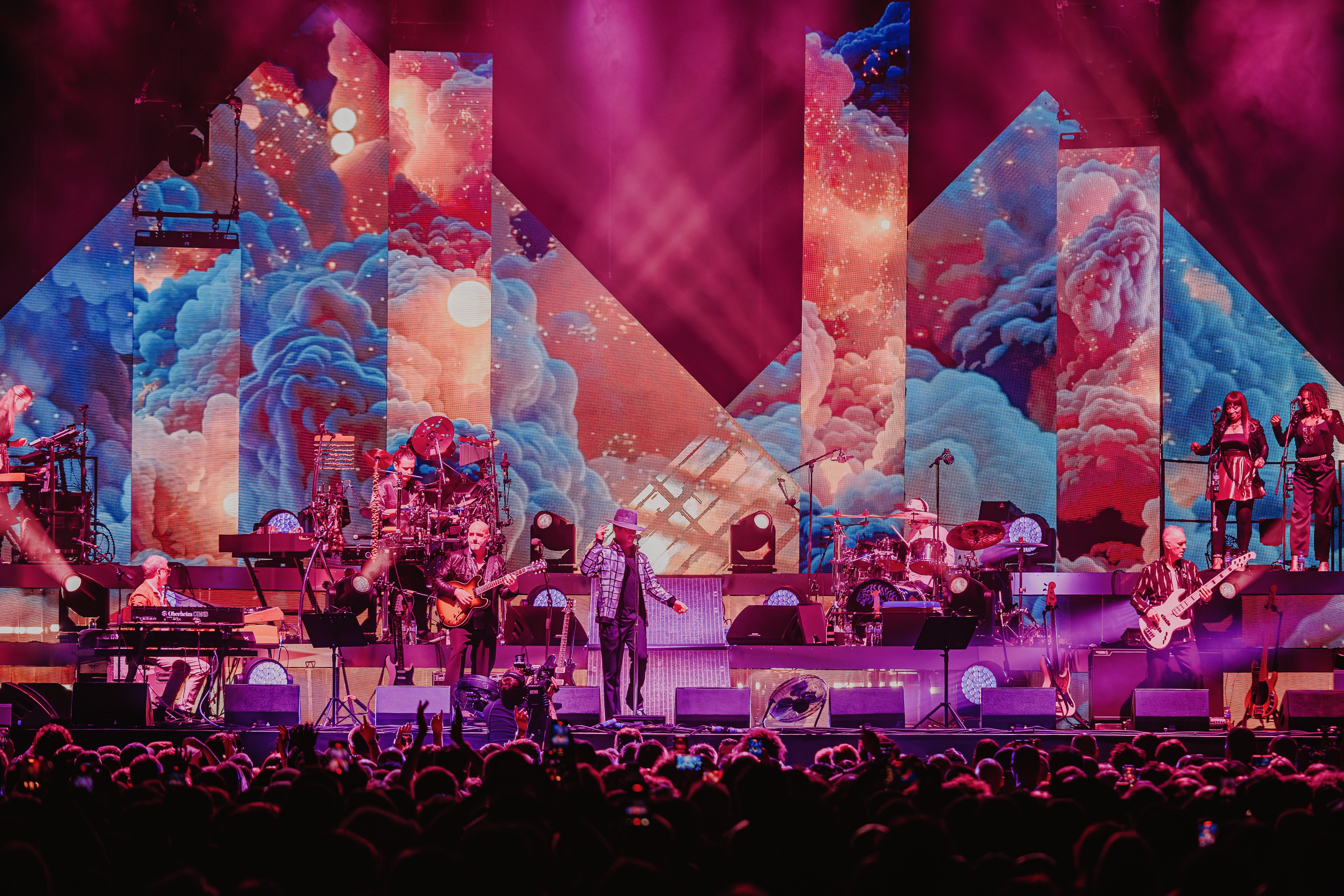How Vince Foster Designed Arena Shows for Jamiroquai